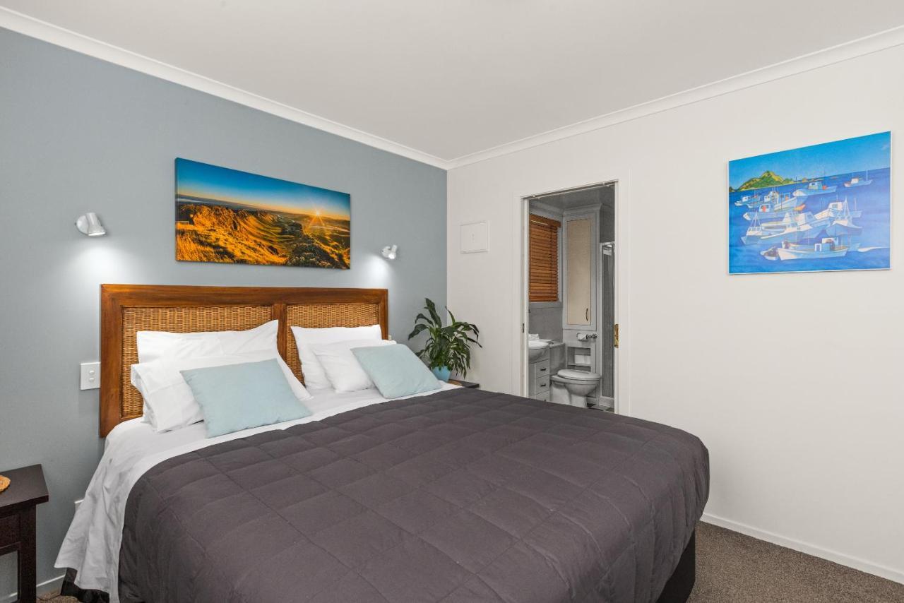 The Village Apartment, Just Steps To The Village Shops, Bars And Restaurants Havelock North Exterior photo